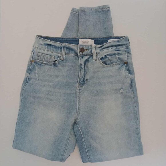 True Craft Jeans Womens Junior Sz 7 Light Blue Skinny Ripped Knee Stone Wash - Picture 7 of 7